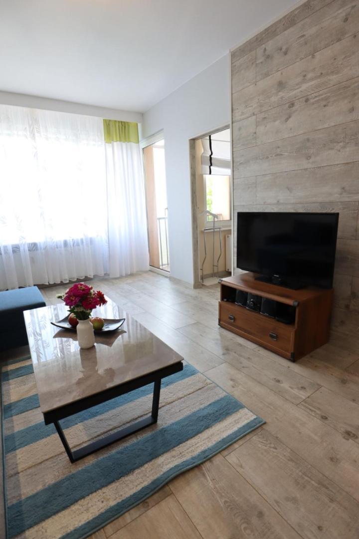 Blue City Szczecin Apartment Exterior photo